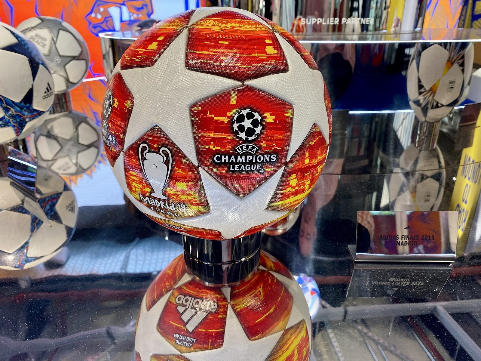 Balón oficial de la Champions League (imagen de archivo)
